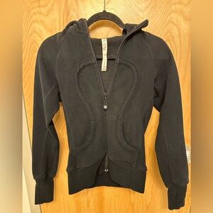 Lululemon black zip-up